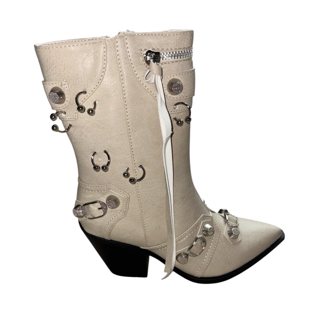 Stylish Cream Western Ankle Boots